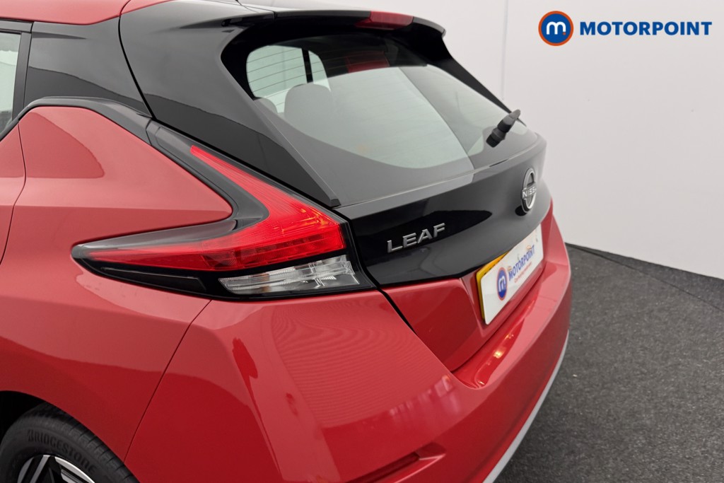Nissan Leaf Acenta Automatic Electric Hatchback - Stock Number (1605100) - 23rd supplementary image