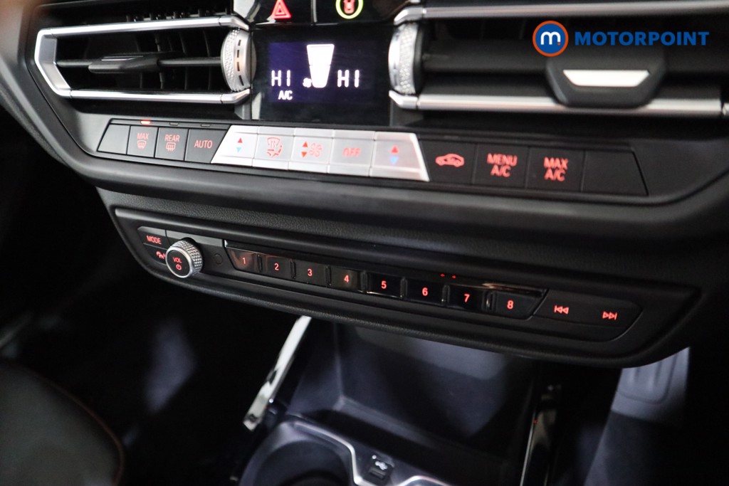 BMW 2 Series Sport Manual Diesel Saloon - Stock Number (1605448) - 7th supplementary image