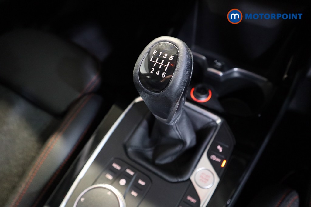 BMW 2 Series Sport Manual Diesel Saloon - Stock Number (1605448) - 10th supplementary image