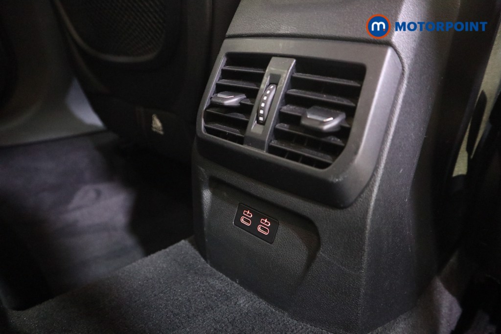 BMW 2 Series Sport Manual Diesel Saloon - Stock Number (1605448) - 18th supplementary image