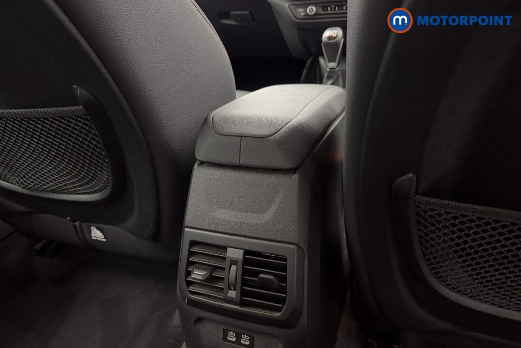 BMW 2 Series Sport Manual Petrol Saloon - Stock Number (1605497) - 25th supplementary image