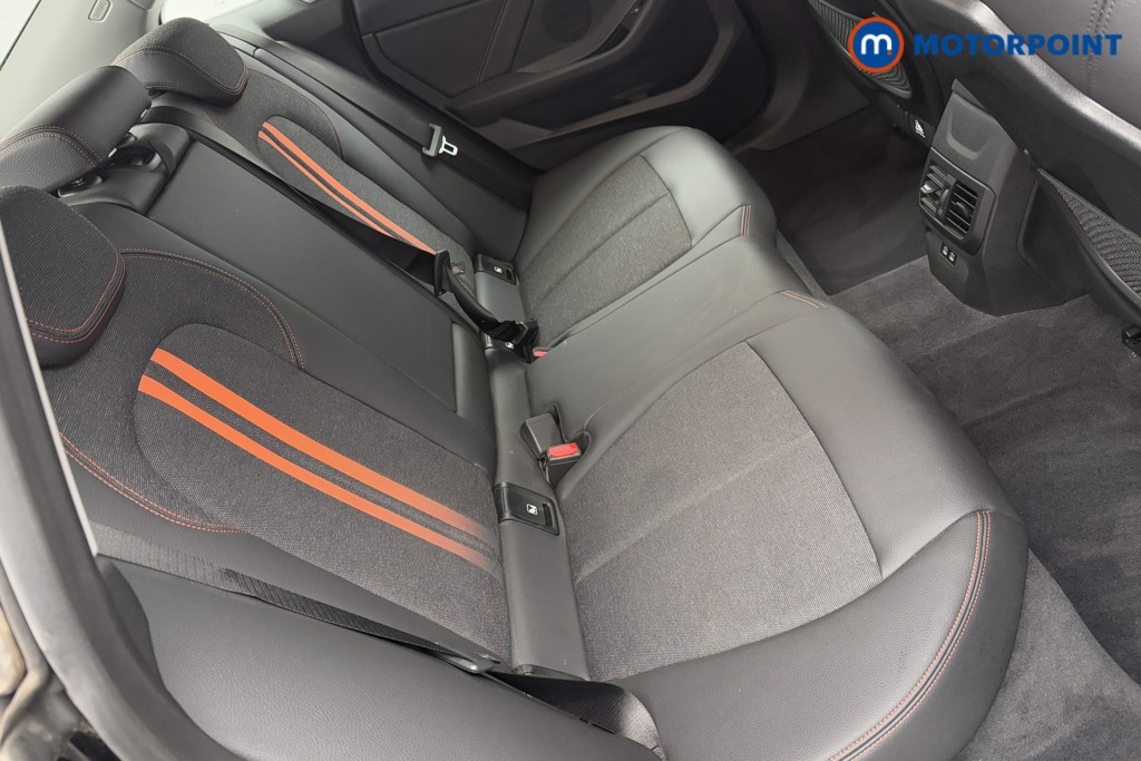 BMW 2 Series Sport Manual Petrol Saloon - Stock Number (1605497) - 27th supplementary image