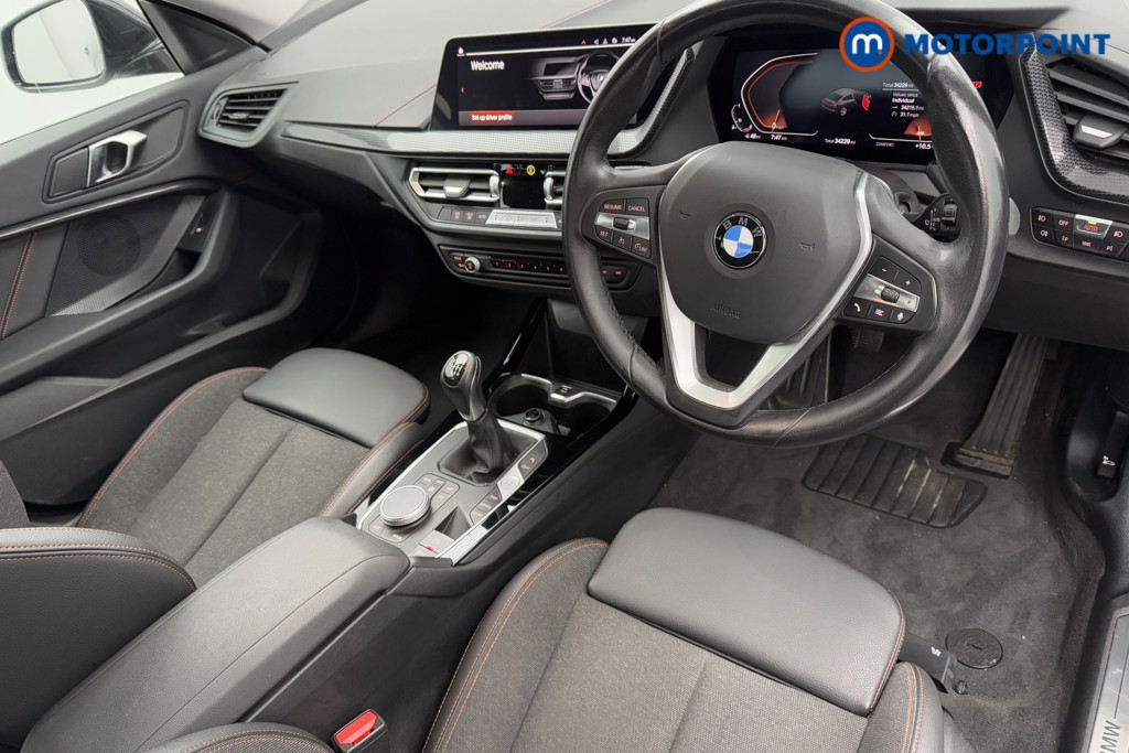 BMW 2 Series Sport Manual Petrol Saloon - Stock Number (1605497) - 1st supplementary image