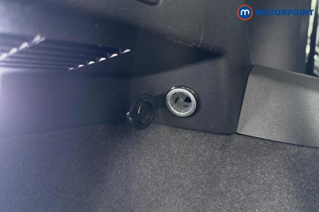 Volkswagen Tiguan Allspace Life Manual Petrol SUV - Stock Number (1605549) - 32nd supplementary image