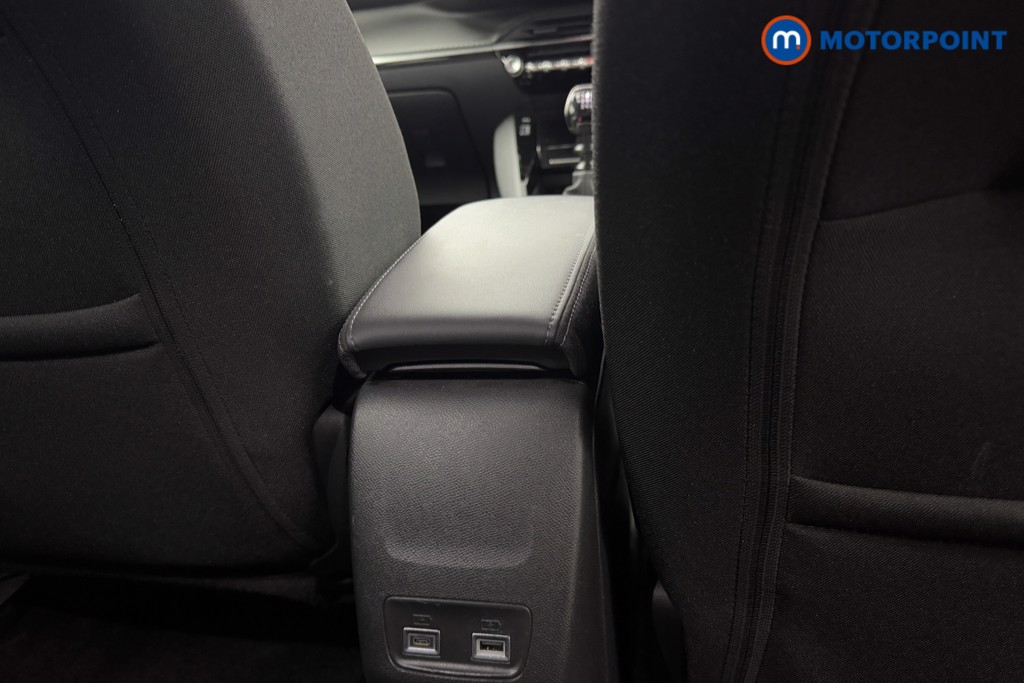 Peugeot 2008 Allure Manual Petrol SUV - Stock Number (1605550) - 24th supplementary image