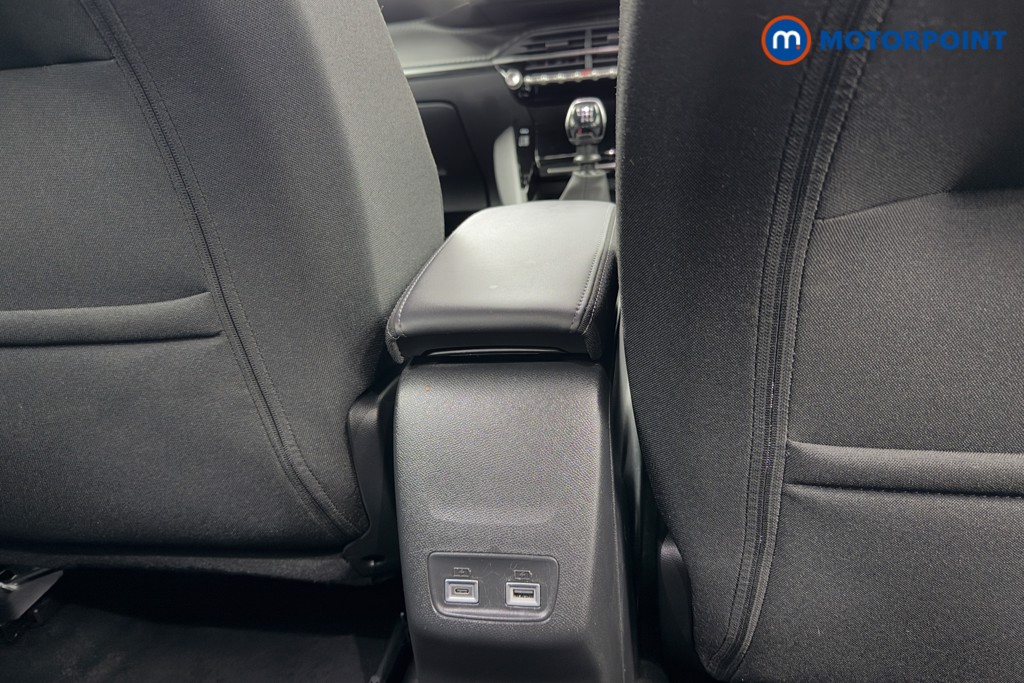 Peugeot 2008 Allure Manual Petrol SUV - Stock Number (1605572) - 24th supplementary image