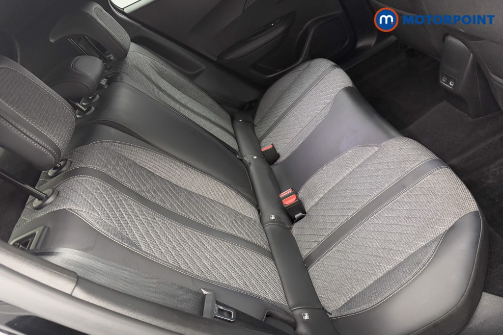 Peugeot 2008 Allure Manual Petrol SUV - Stock Number (1605572) - 25th supplementary image