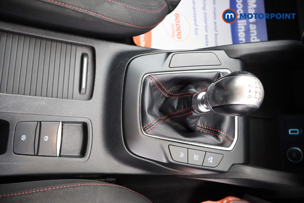Ford Focus St-Line Manual Diesel Hatchback - Stock Number (1605810) - 10th supplementary image