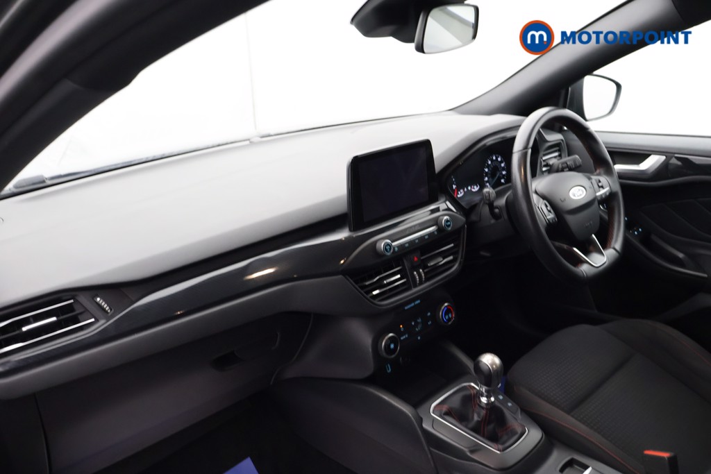 Ford Focus St-Line Manual Diesel Hatchback - Stock Number (1605810) - 19th supplementary image