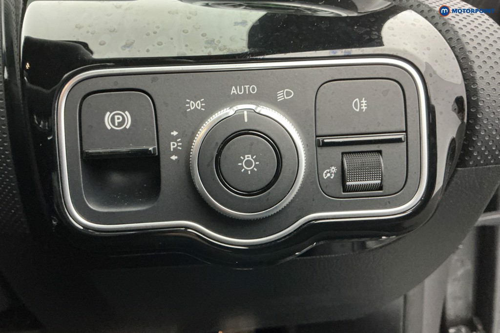 Mercedes-Benz CLA Amg Line Automatic Diesel Coupe - Stock Number (1605886) - 25th supplementary image