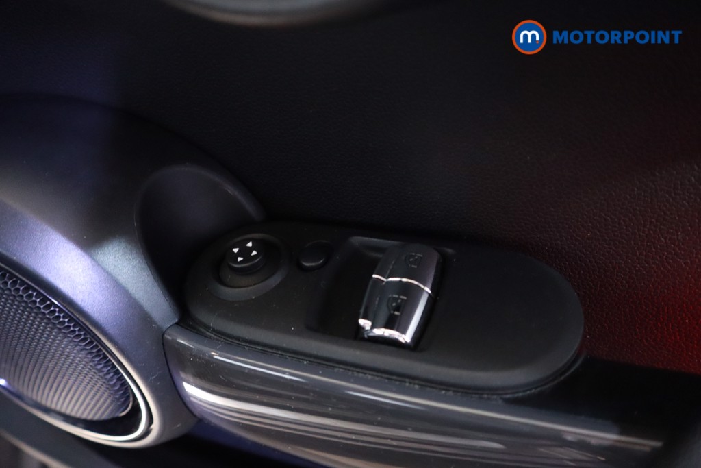 Mini Hatchback Cooper Classic Manual Petrol Hatchback - Stock Number (1607235) - 3rd supplementary image