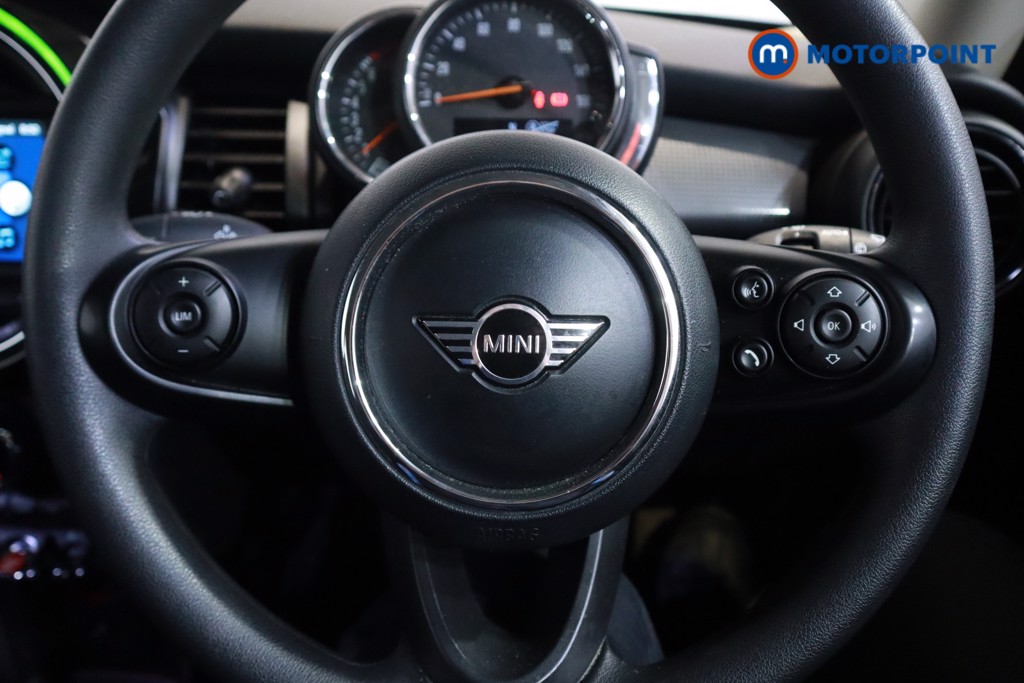 Mini Hatchback Cooper Classic Manual Petrol Hatchback - Stock Number (1607235) - 8th supplementary image