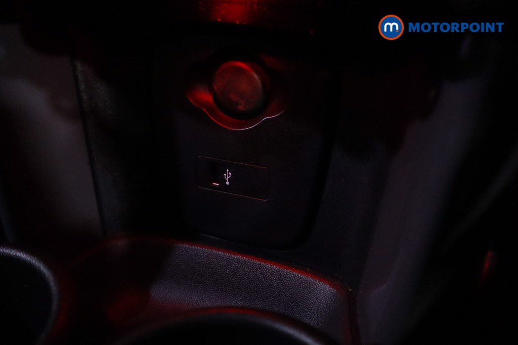 Mini Hatchback Cooper Classic Manual Petrol Hatchback - Stock Number (1607235) - 21st supplementary image