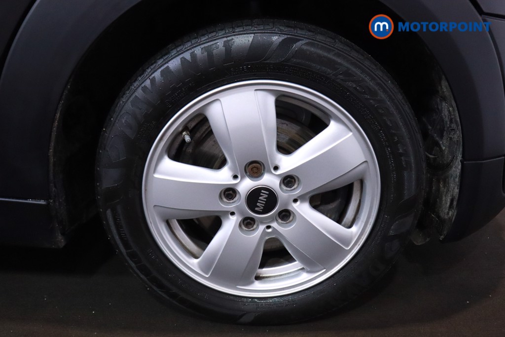 Mini Hatchback Cooper Classic Manual Petrol Hatchback - Stock Number (1607235) - 35th supplementary image