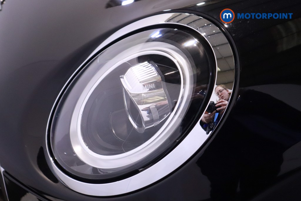 Mini Hatchback Cooper Classic Manual Petrol Hatchback - Stock Number (1607235) - 42nd supplementary image