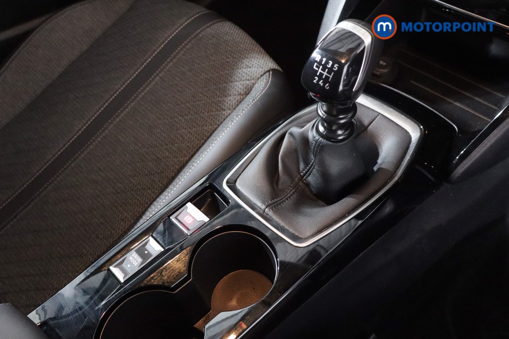 Peugeot 208 Allure Manual Petrol Hatchback - Stock Number (1607345) - 19th supplementary image