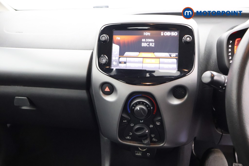 Toyota Aygo X-Play Manual Petrol Hatchback - Stock Number (1607434) - 9th supplementary image