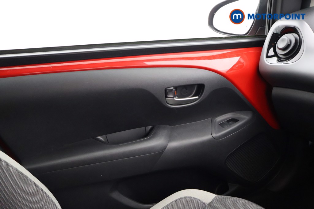 Toyota Aygo X-Play Manual Petrol Hatchback - Stock Number (1607434) - 12th supplementary image