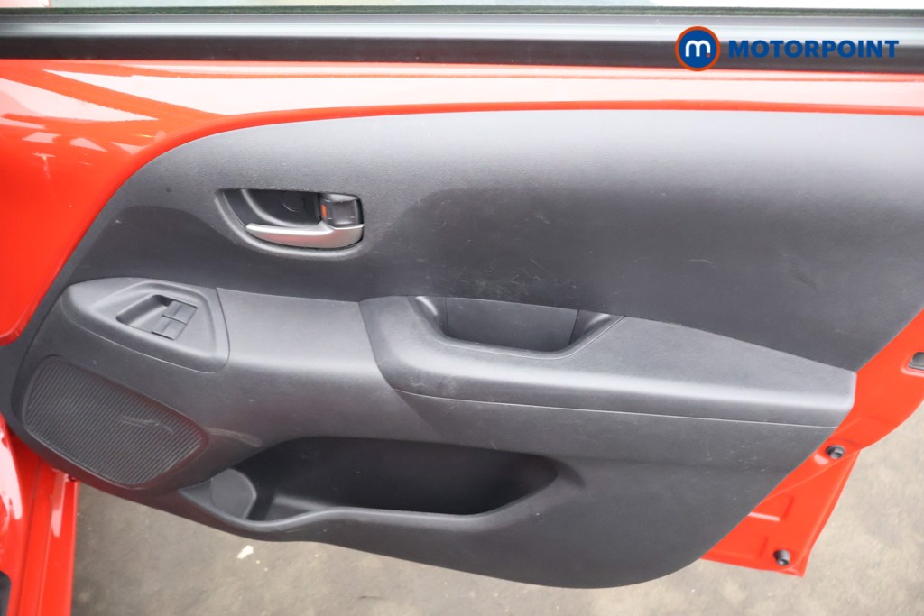 Toyota Aygo X-Play Manual Petrol Hatchback - Stock Number (1607434) - 13th supplementary image