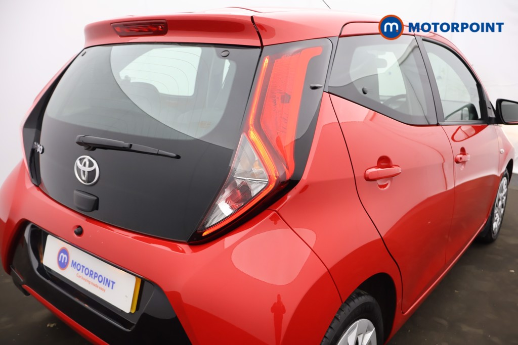 Toyota Aygo X-Play Manual Petrol Hatchback - Stock Number (1607434) - 22nd supplementary image