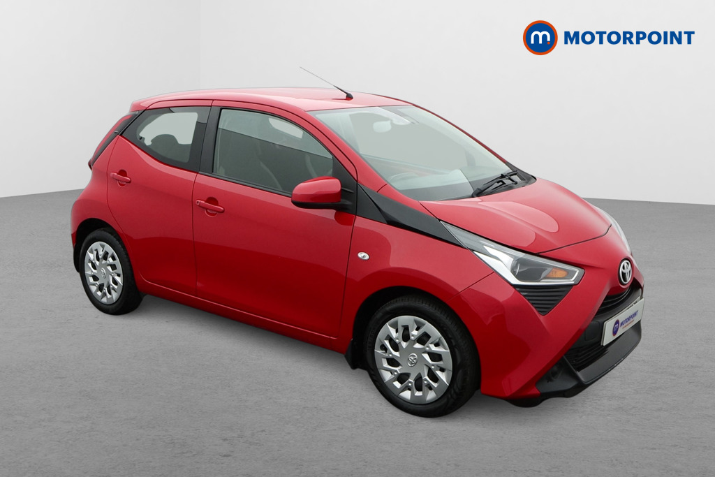 Toyota Aygo X-Play Manual Petrol Hatchback - Stock Number (1607434) - Drivers side front corner