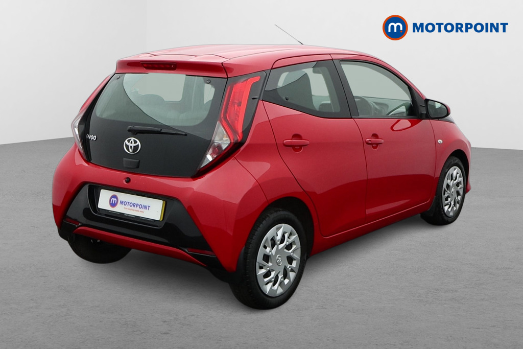 Toyota Aygo X-Play Manual Petrol Hatchback - Stock Number (1607434) - Drivers side rear corner