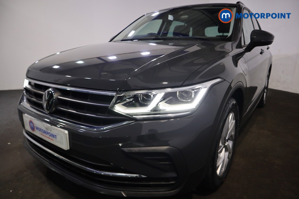 Volkswagen Tiguan Life Automatic Petrol Plug-In Hybrid SUV - Stock Number (1607474) - 34th supplementary image