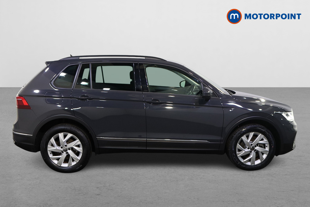 Volkswagen Tiguan Life Automatic Petrol Plug-In Hybrid SUV - Stock Number (1607474) - Drivers side