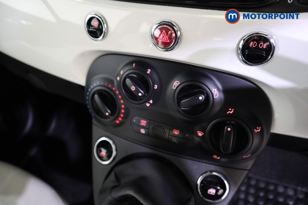 Fiat 500 Dolcevita Manual Petrol Hatchback - Stock Number (1607475) - 7th supplementary image