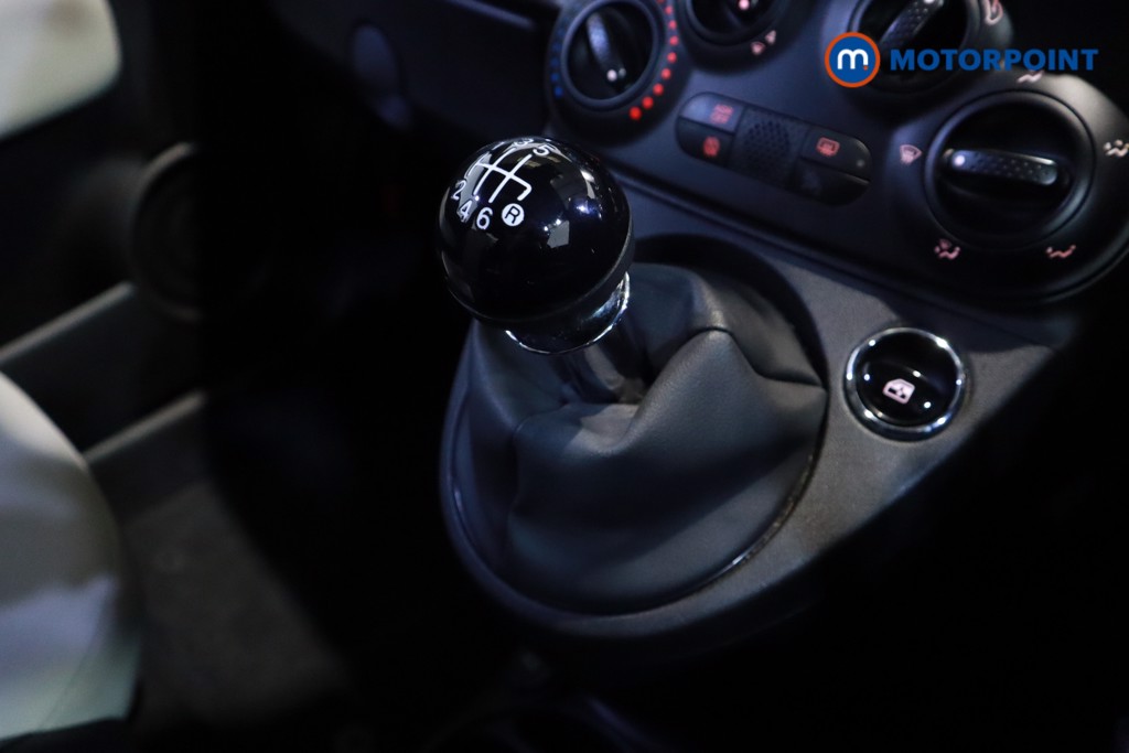 Fiat 500 Dolcevita Manual Petrol Hatchback - Stock Number (1607556) - 19th supplementary image