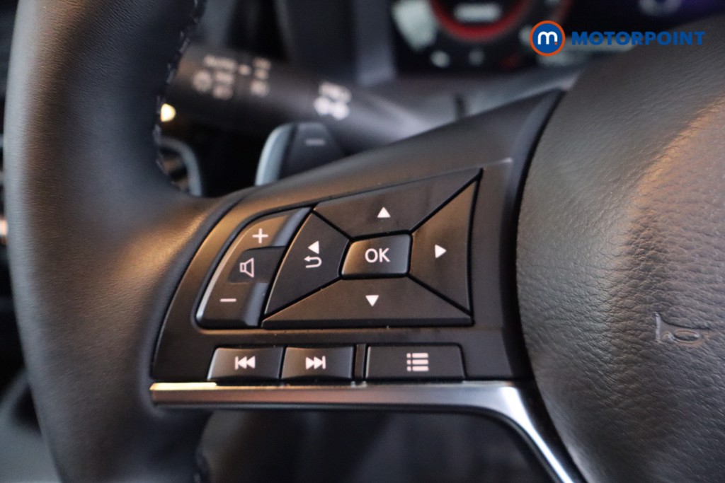 Nissan Juke Tekna Automatic Petrol SUV - Stock Number (1607604) - 7th supplementary image