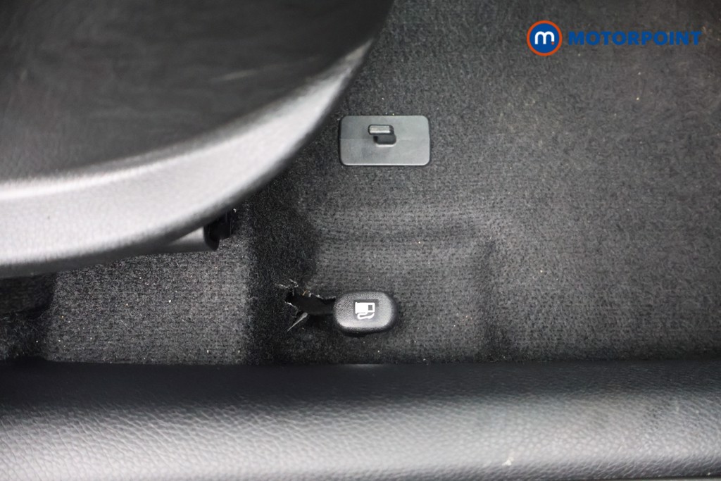 KIA Stonic Gt-Line S Automatic Petrol SUV - Stock Number (1607641) - 18th supplementary image