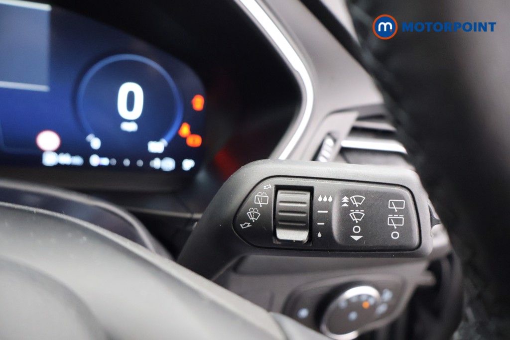 Ford Focus Active X Automatic Petrol Estate - Stock Number (1607649) - 6th supplementary image