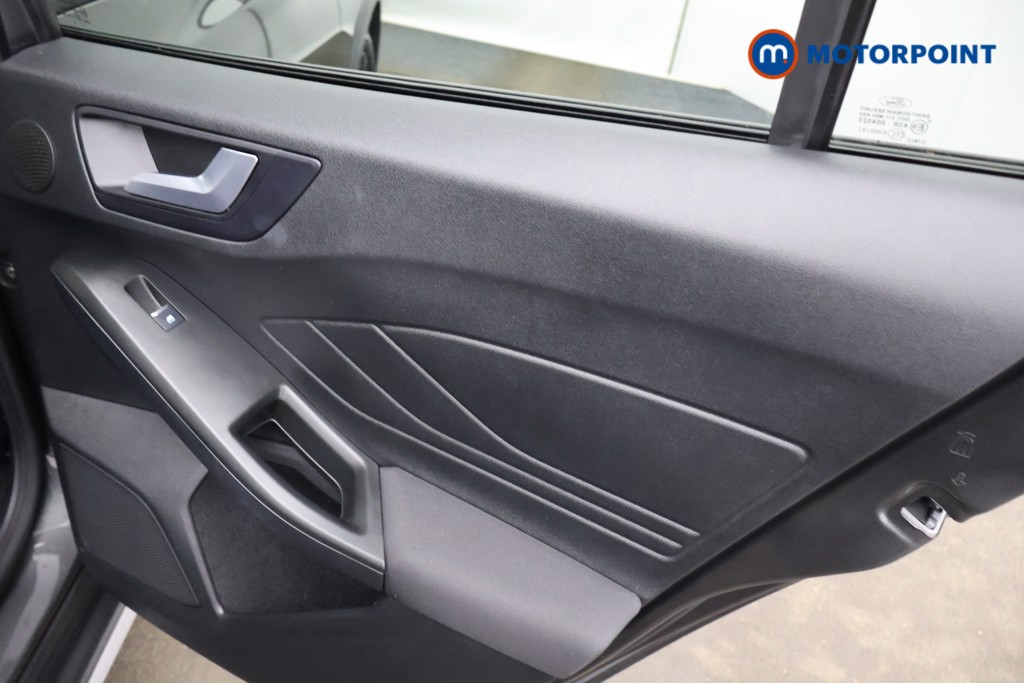 Ford Focus Active X Automatic Petrol Estate - Stock Number (1607649) - 18th supplementary image