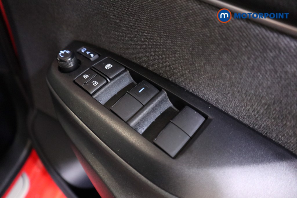 Toyota Yaris Launch Edition Automatic Petrol-Electric Hybrid Hatchback - Stock Number (1608006) - 12th supplementary image