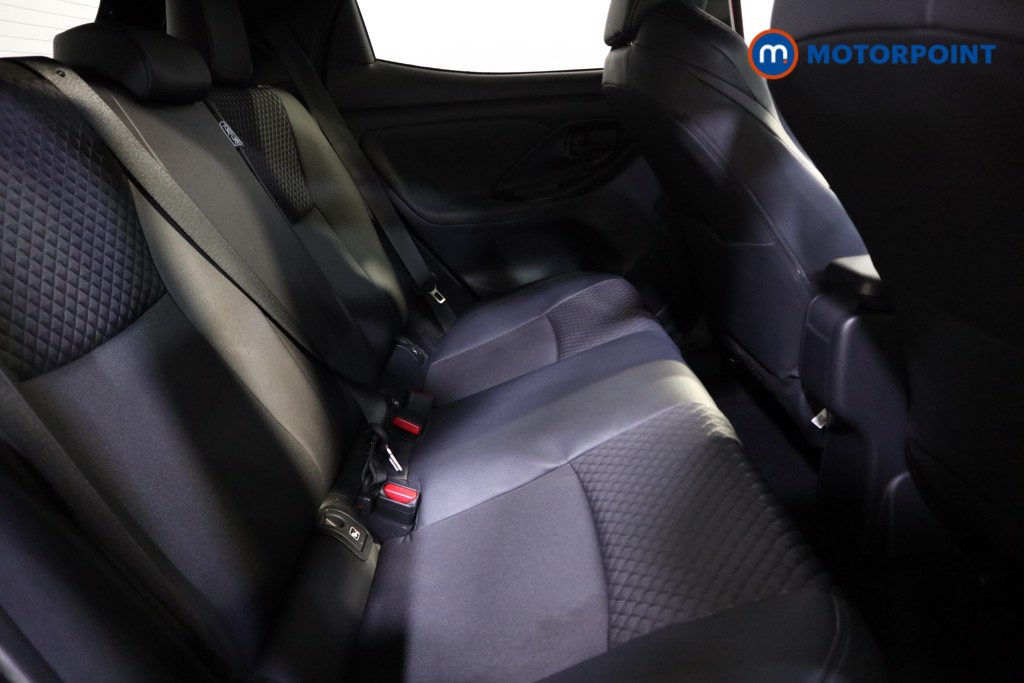 Toyota Yaris Launch Edition Automatic Petrol-Electric Hybrid Hatchback - Stock Number (1608006) - 15th supplementary image