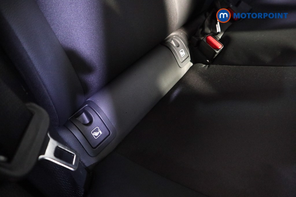 Toyota Yaris Launch Edition Automatic Petrol-Electric Hybrid Hatchback - Stock Number (1608006) - 16th supplementary image