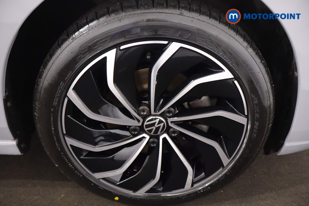 Volkswagen Golf Style Edition Manual Petrol Hatchback - Stock Number (1608190) - 10th supplementary image