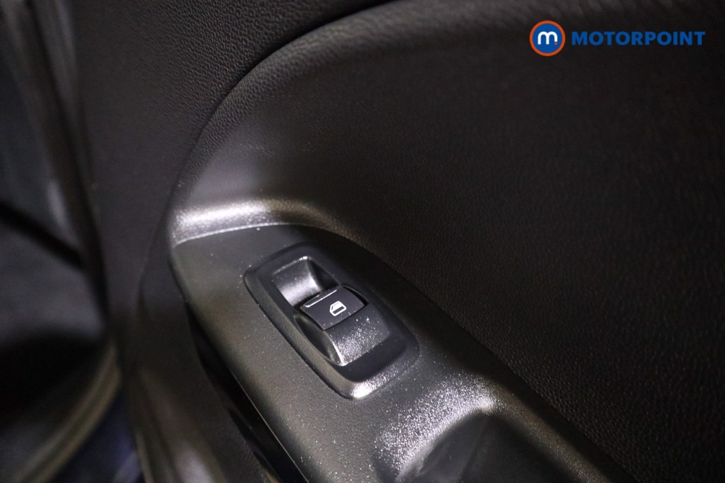 Ford Ecosport Titanium Manual Petrol SUV - Stock Number (1608371) - 16th supplementary image