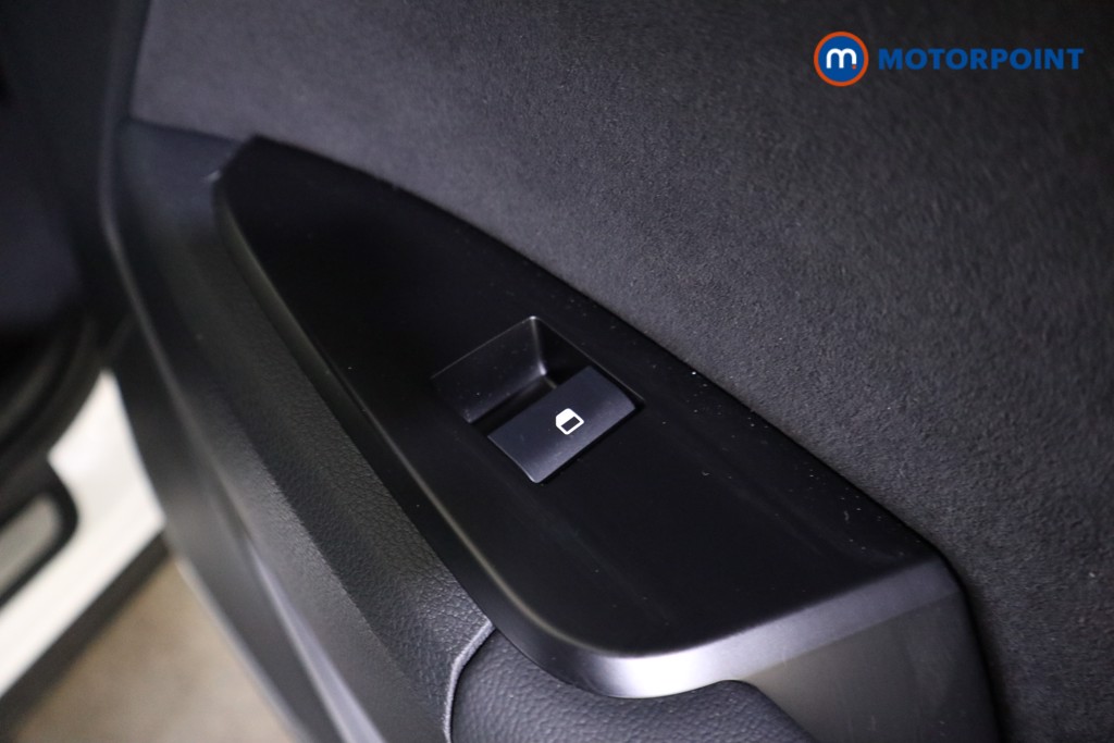 KIA Sportage Gt-Line Automatic Petrol-Electric Hybrid SUV - Stock Number (1608449) - 21st supplementary image