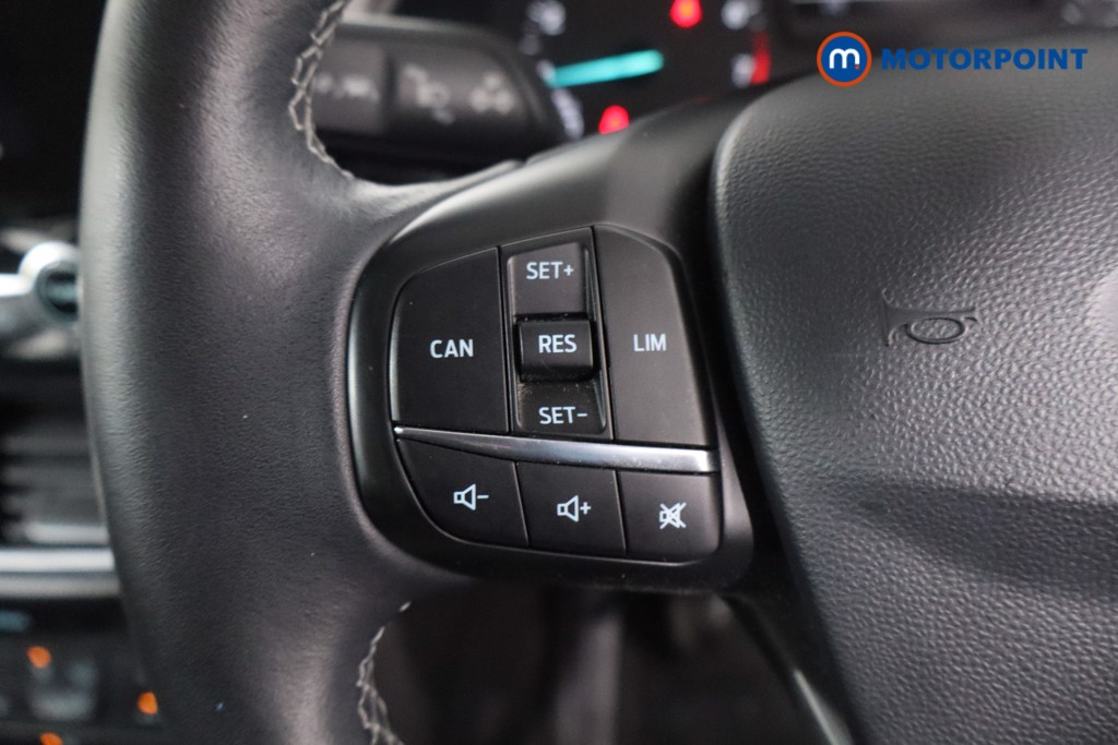 Ford Fiesta Zetec Manual Petrol Hatchback - Stock Number (1608718) - 7th supplementary image