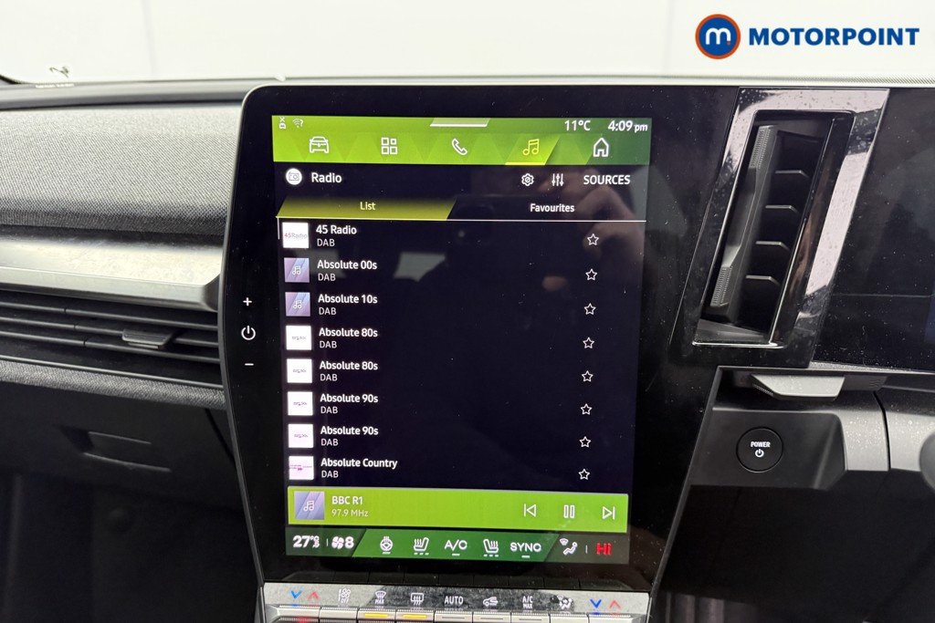 Renault Megane E-Tech Iconic Automatic Electric Hatchback - Stock Number (1608777) - 6th supplementary image