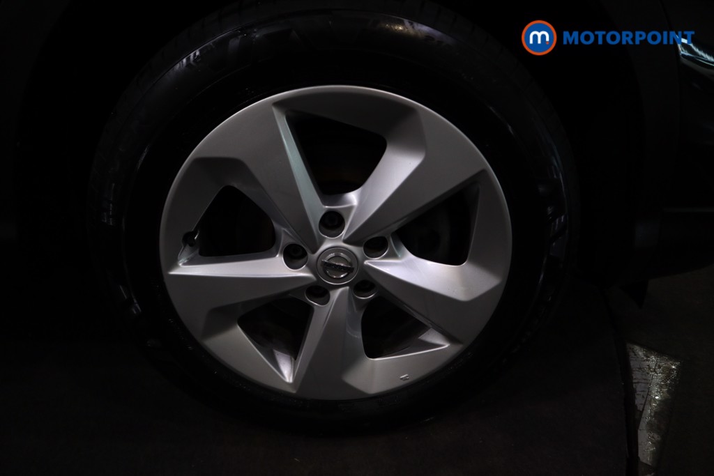 Nissan Qashqai Acenta Premium Manual Petrol SUV - Stock Number (1573079) - 19th supplementary image