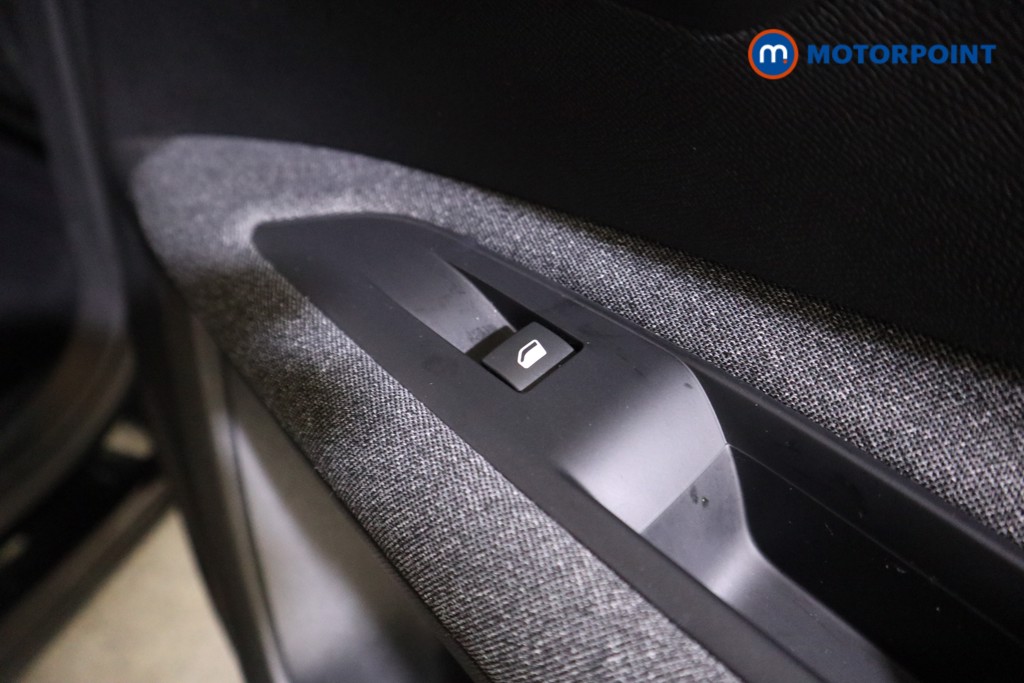 Peugeot 3008 Active Automatic Petrol SUV - Stock Number (1577369) - 13th supplementary image