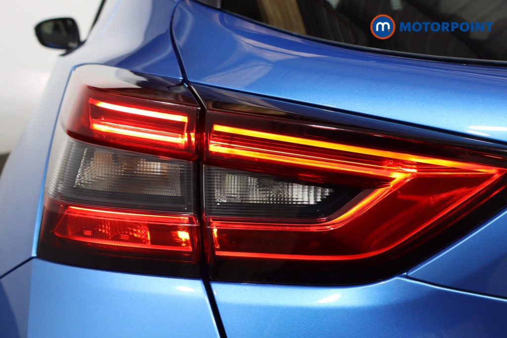 Nissan Juke N-Connecta Manual Petrol SUV - Stock Number (1584282) - 32nd supplementary image