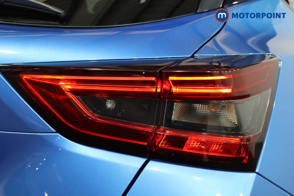 Nissan Juke N-Connecta Manual Petrol SUV - Stock Number (1584282) - 34th supplementary image