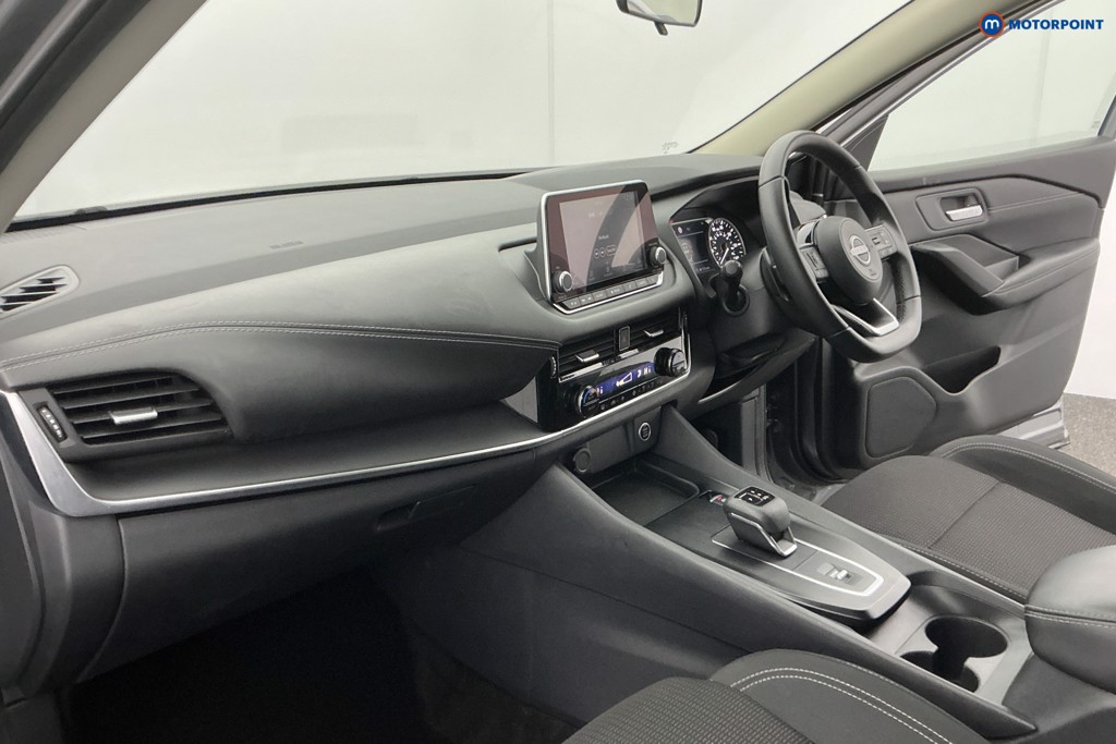 Nissan Qashqai Acenta Premium Automatic Petrol SUV - Stock Number (1588924) - 9th supplementary image