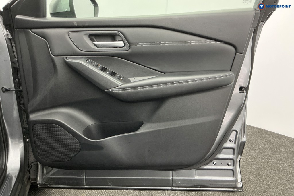 Nissan Qashqai Acenta Premium Automatic Petrol SUV - Stock Number (1588924) - 24th supplementary image