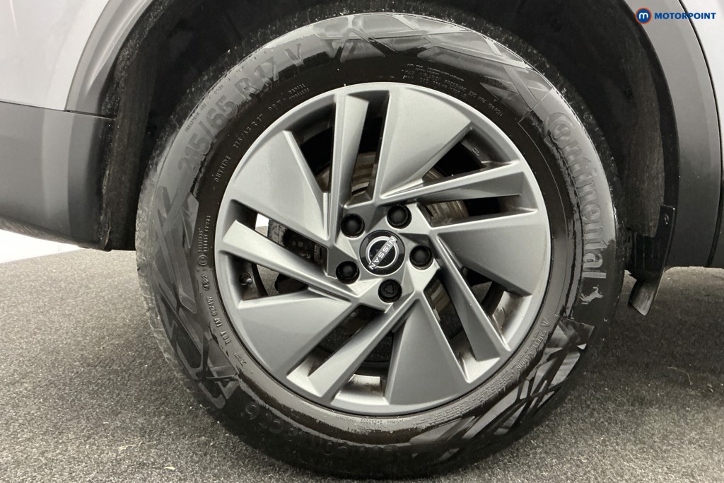 Nissan Qashqai Acenta Premium Automatic Petrol SUV - Stock Number (1588924) - 36th supplementary image