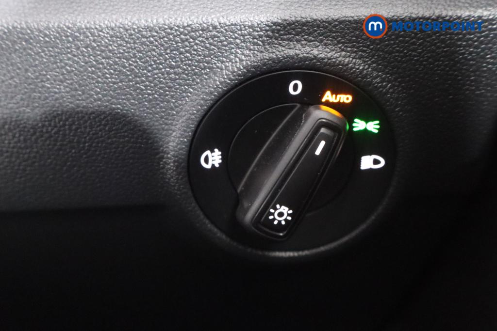 Volkswagen T-Roc Life Automatic Petrol SUV - Stock Number (1588967) - 10th supplementary image